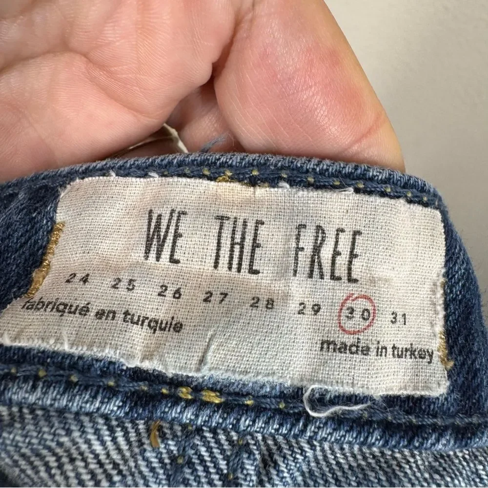 Free People Distressed Denim A Line Mini Skirt Frayed Edge Hem Women’s Size 30